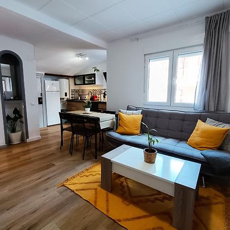 Apartament Casa Petits Manresa Zewnętrze zdjęcie